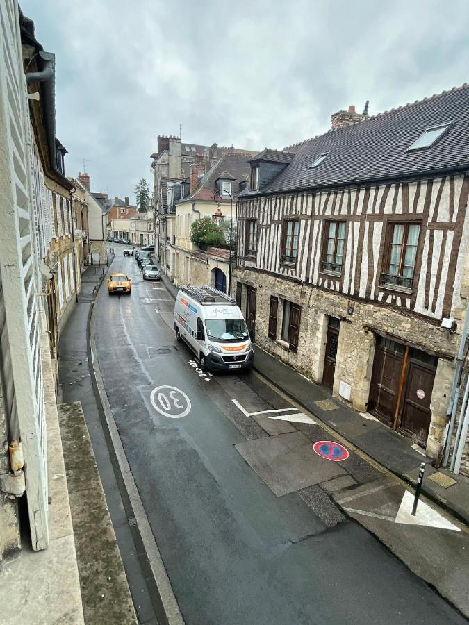 コンピエーニュLe Logis Des Remparts - Hyper Centreアパートメント エクステリア 写真